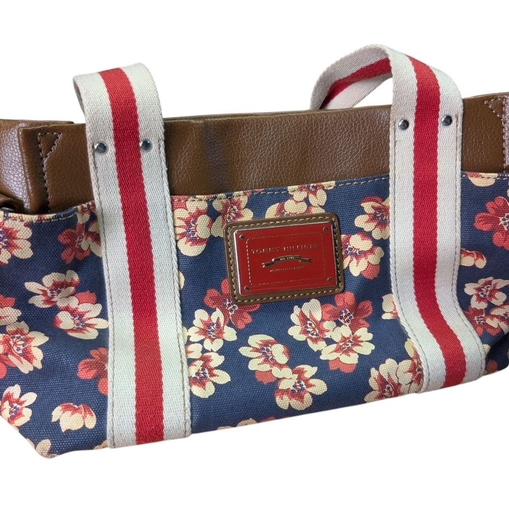 Tommy Hilfiger Floral Canvas Purse Navy Blue Red White Stripes Pockets 90s Vibes - Picture 11 of 13